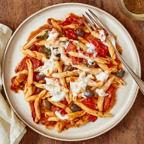 Strozzapreti with Fresh Tomato Sauce, Olives & Stracciatella